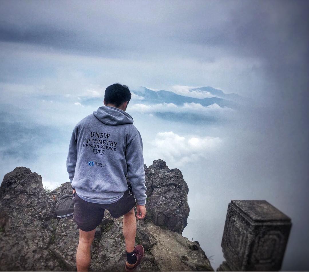 Photo by Andy | Sydney • Travel • Training in Mount Emei.