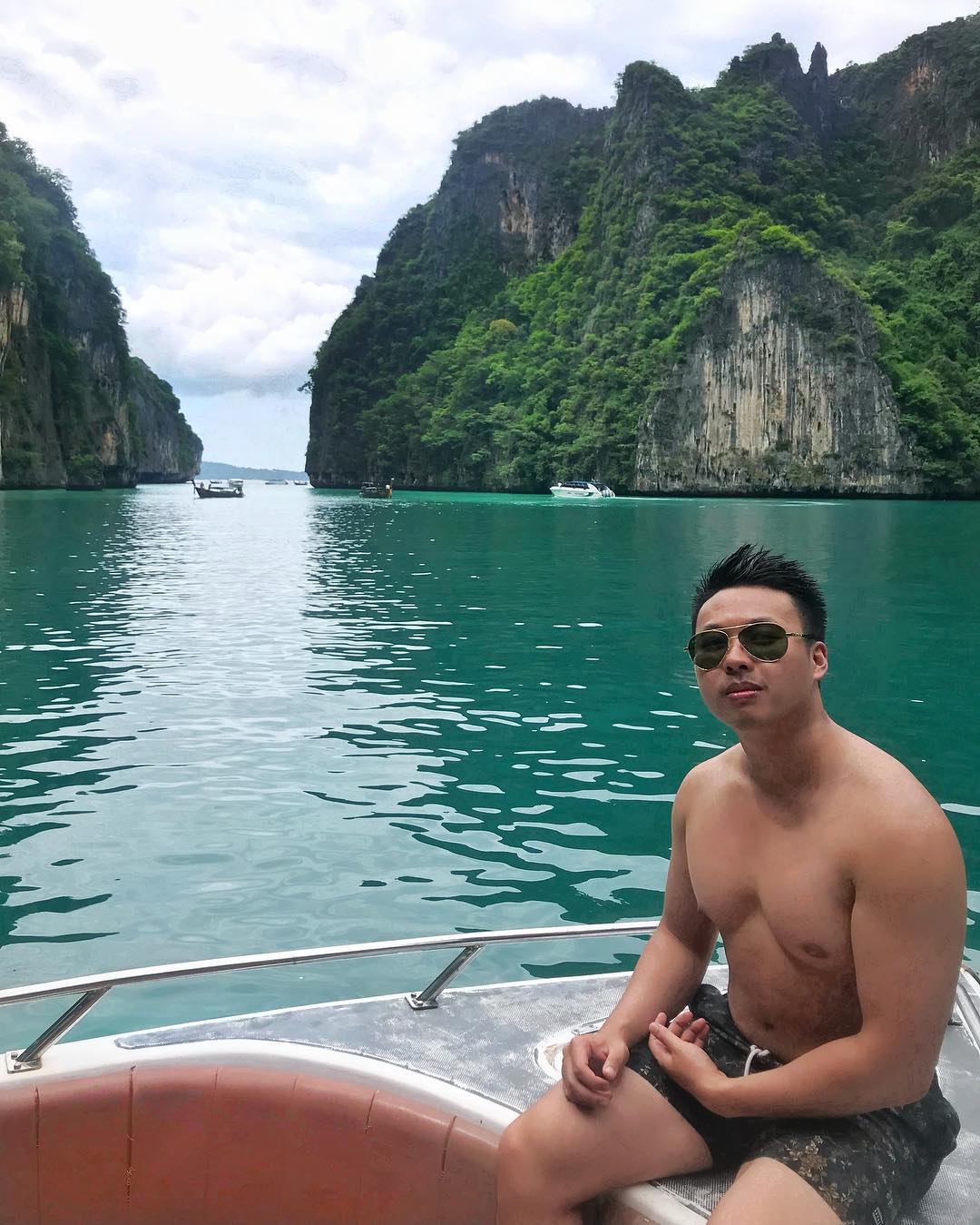 Photo by Andy | Sydney • Travel • Training in Phi Phi Island - Thailand